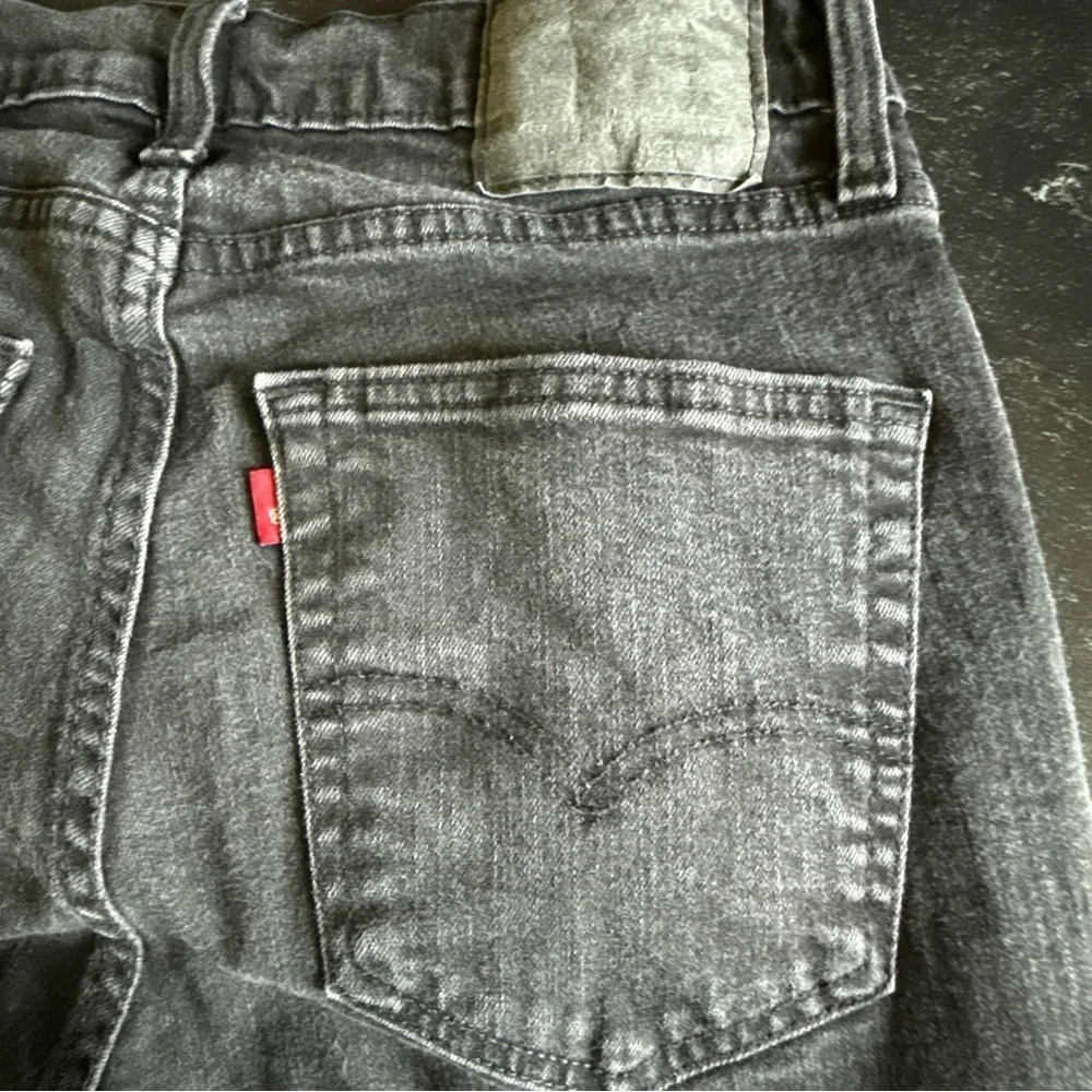 LEVI STRAUSS & CO 512 Men’s Jeans Size 30/30 Black